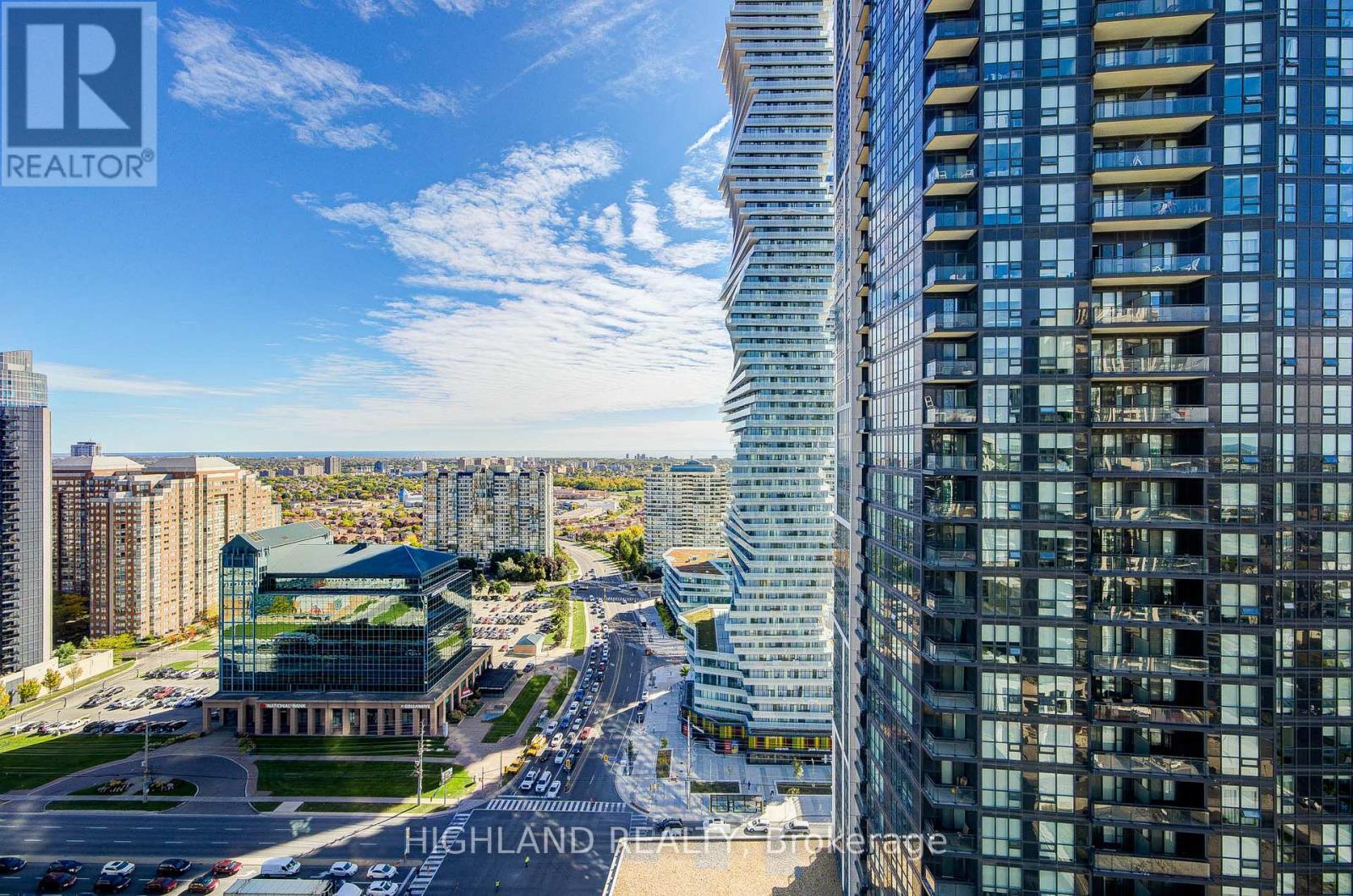 2410 - 510 Curran Place, Mississauga, ON - Outdoor With Facade