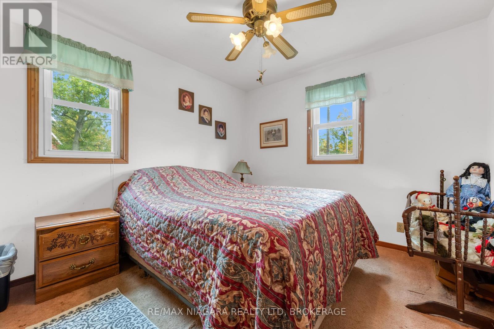 31 Matthews Road, Welland (Cooks Mills), ON - Indoor Photo Showing Bedroom