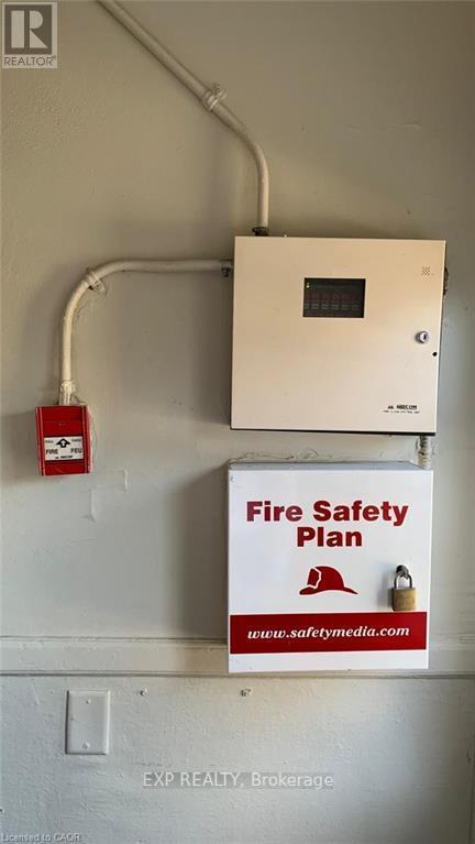 109 Balsam Avenue S, Hamilton, ON -