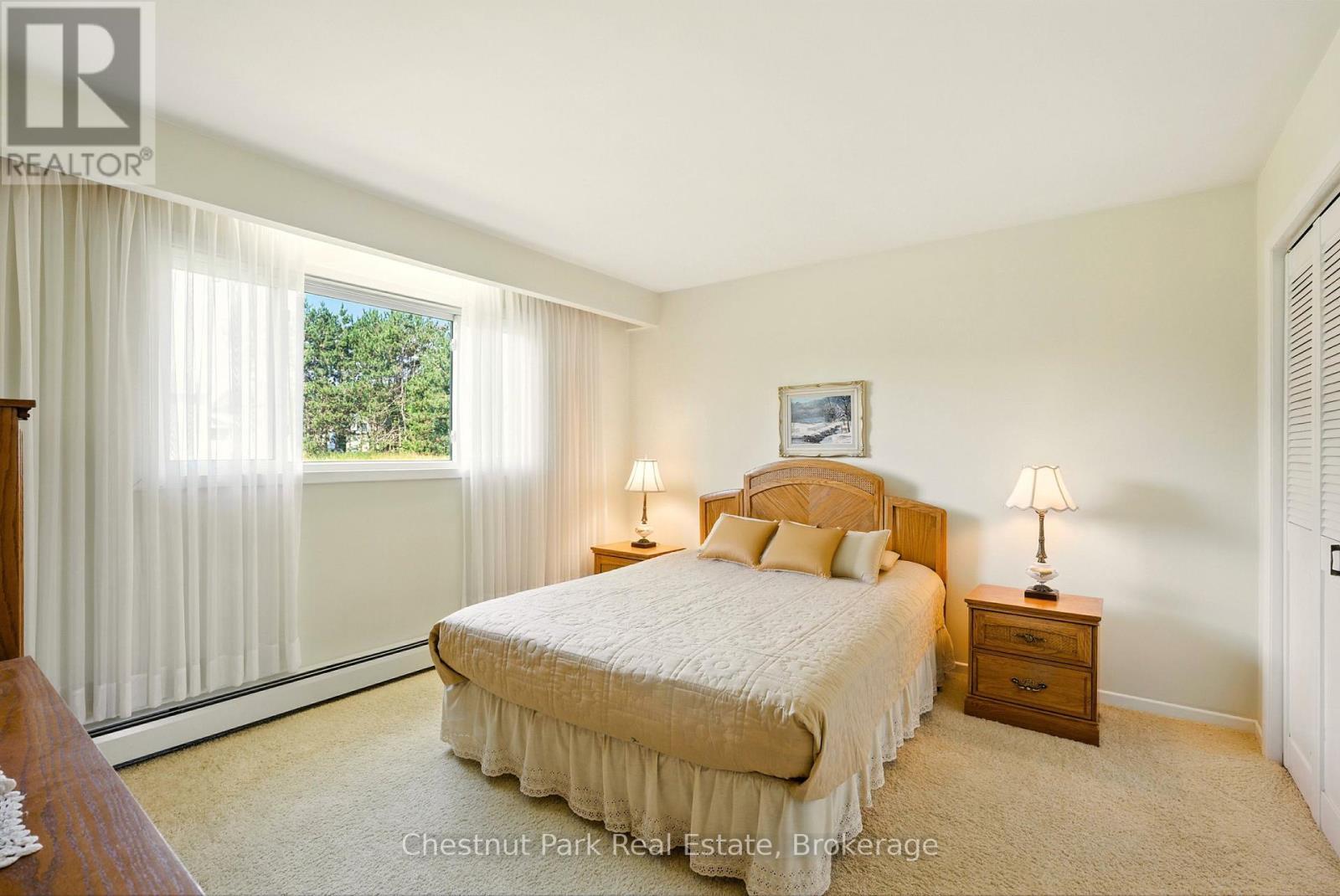 8 Dandelion Lane, Bracebridge (Monck (Bracebridge)), ON - Indoor Photo Showing Bedroom