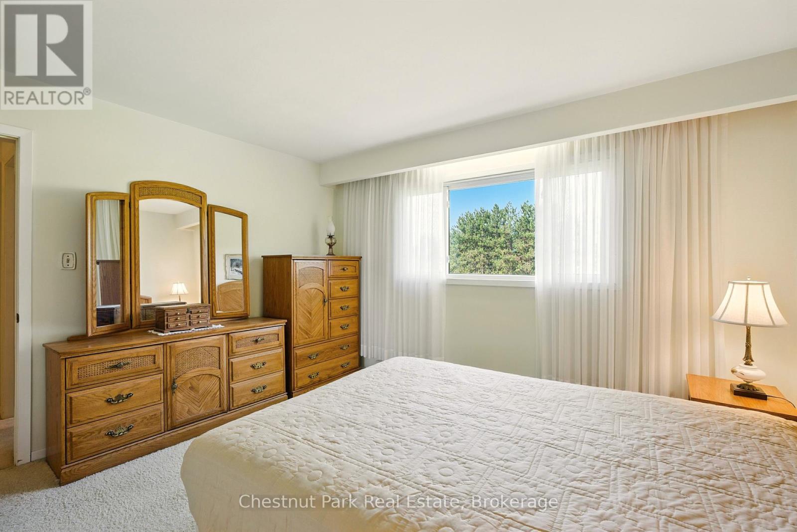 8 Dandelion Lane, Bracebridge (Monck (Bracebridge)), ON - Indoor Photo Showing Bedroom