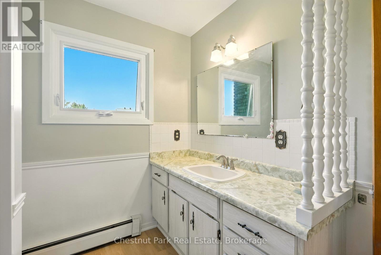 8 Dandelion Lane, Bracebridge (Monck (Bracebridge)), ON - Indoor Photo Showing Bathroom