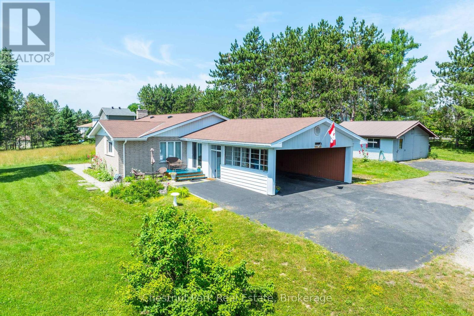 8 Dandelion Lane, Bracebridge (Monck (Bracebridge)), ON - Outdoor