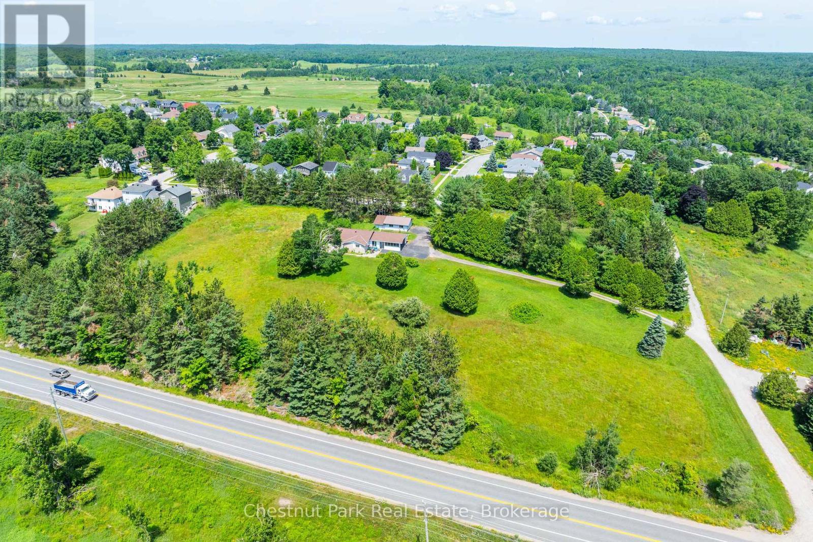 8 Dandelion Lane, Bracebridge (Monck (Bracebridge)), ON - Outdoor With View