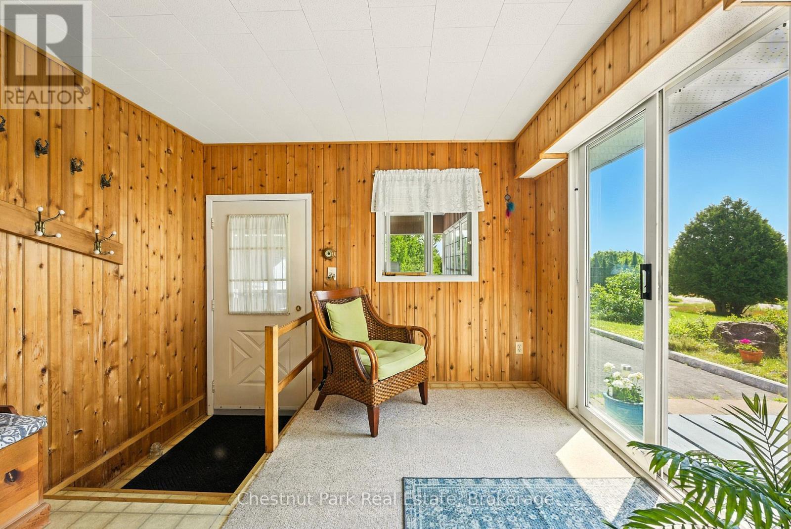 8 Dandelion Lane, Bracebridge (Monck (Bracebridge)), ON - Indoor Photo Showing Other Room