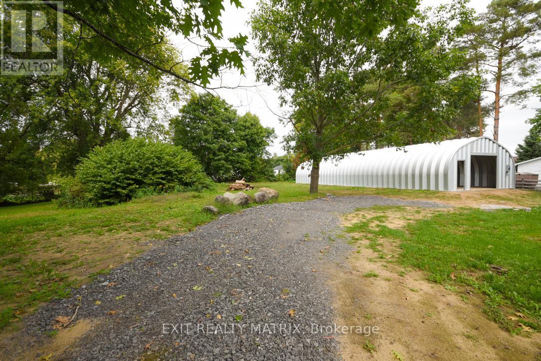 1429 Meadow Drive, Ottawa, ON