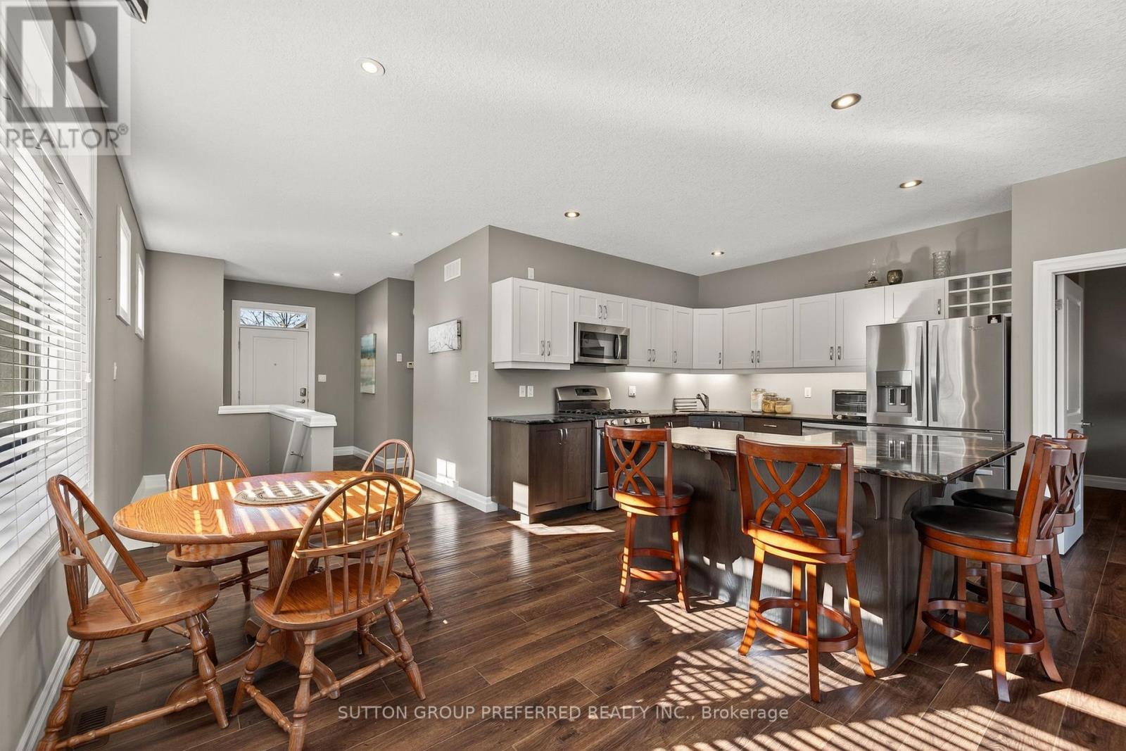 6 - 4700 Hamilton Road, Thames Centre (Dorchester), ON - Indoor