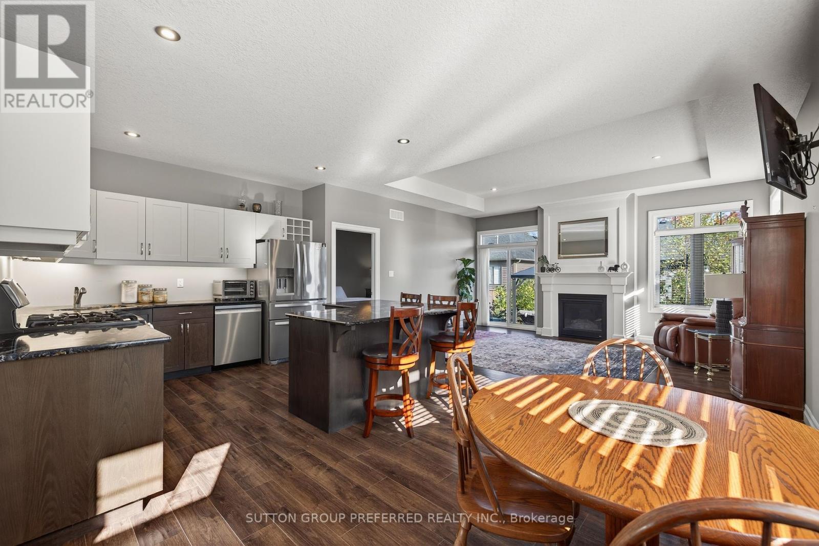 6 - 4700 Hamilton Road, Thames Centre (Dorchester), ON - Indoor Photo Showing Other Room