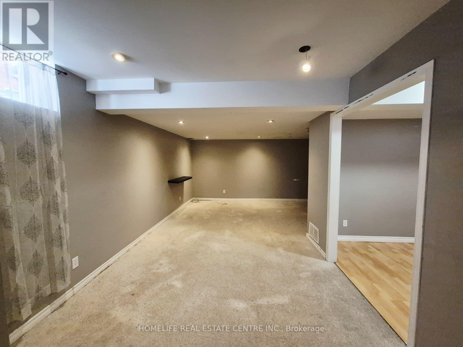 7 Swartz Street, Kitchener, ON - Indoor