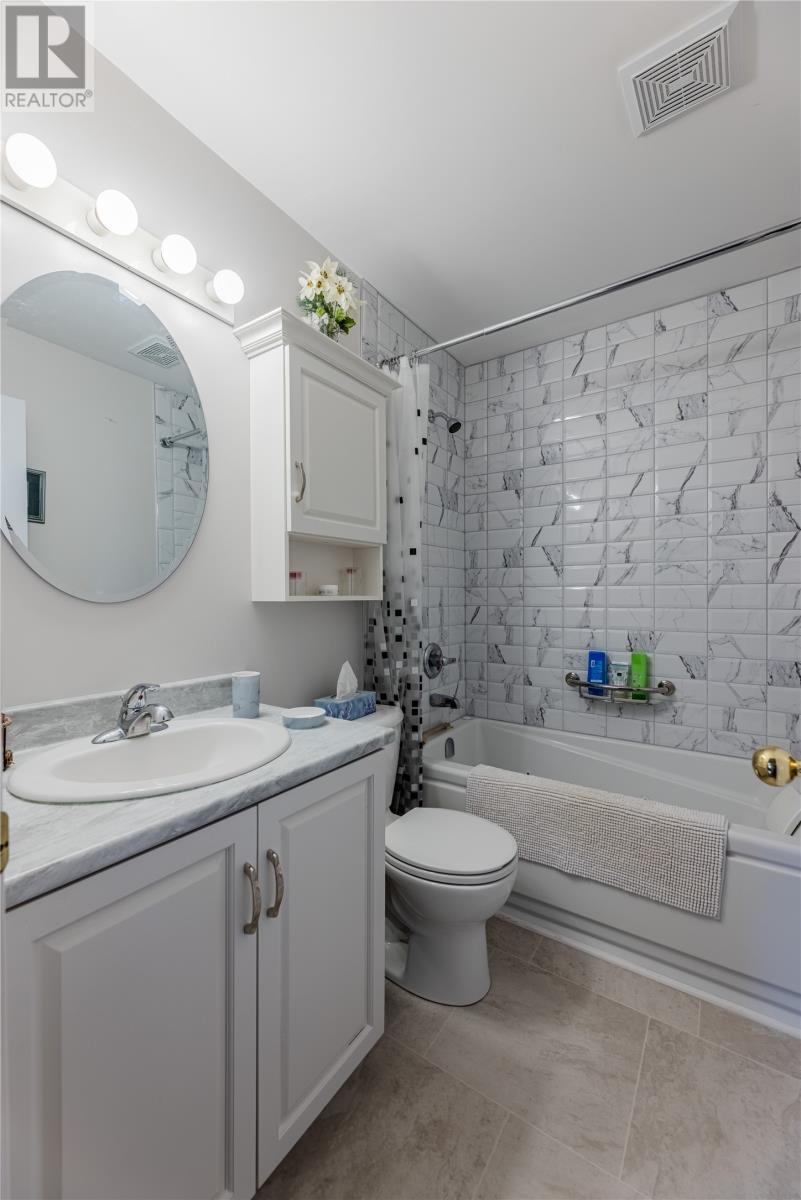 6 Coniferous Road, Conception Bay South, NL - Indoor Photo Showing Bathroom