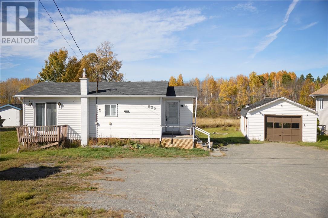 923 Highway 17 E, Wahnapitae, ON - Outdoor