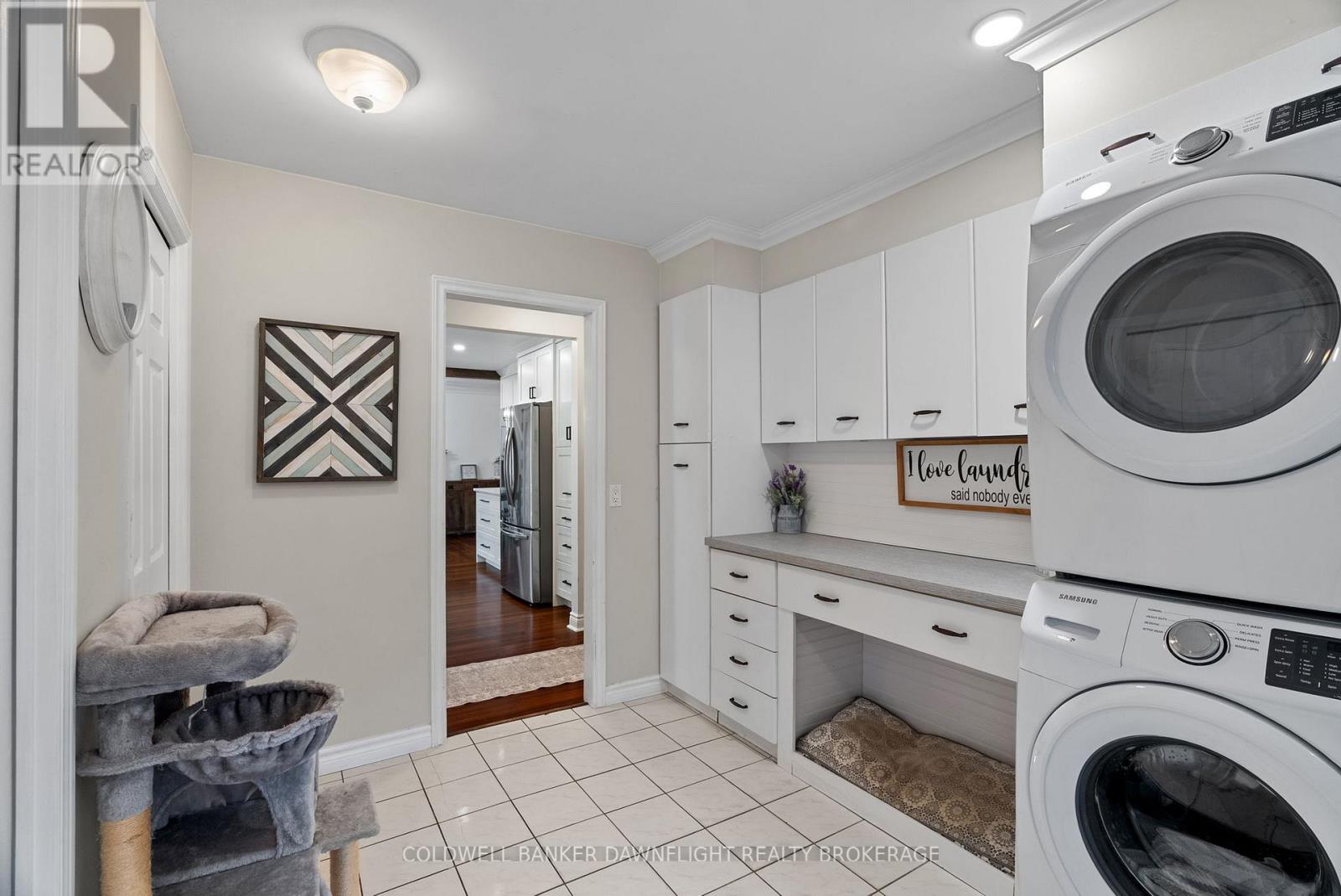 399 Pryde Boulevard, South Huron (Exeter), ON - Indoor Photo Showing Laundry Room