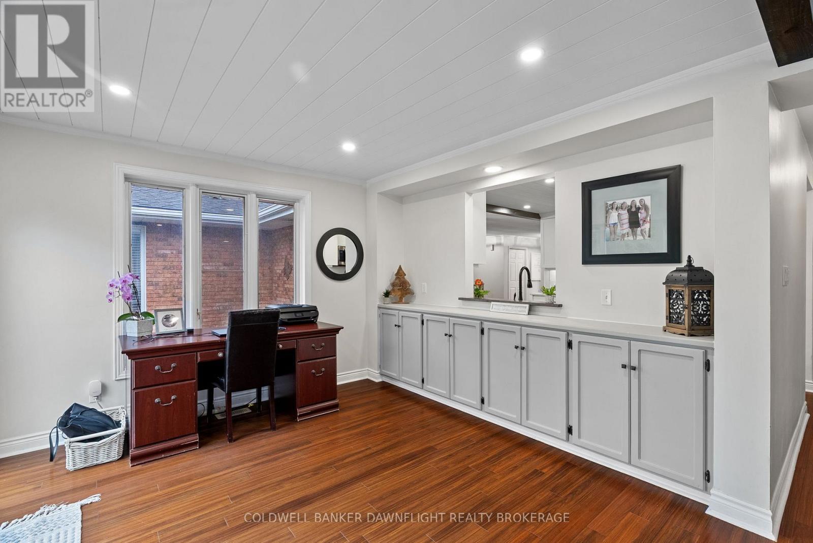 399 Pryde Boulevard, South Huron (Exeter), ON - Indoor