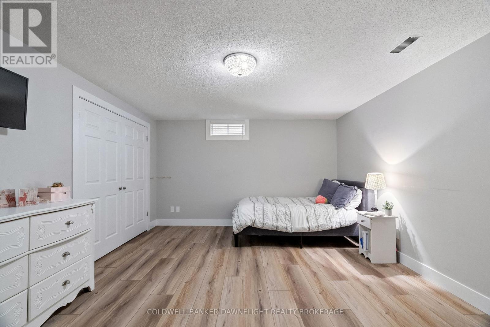 399 Pryde Boulevard, South Huron (Exeter), ON - Indoor Photo Showing Bedroom