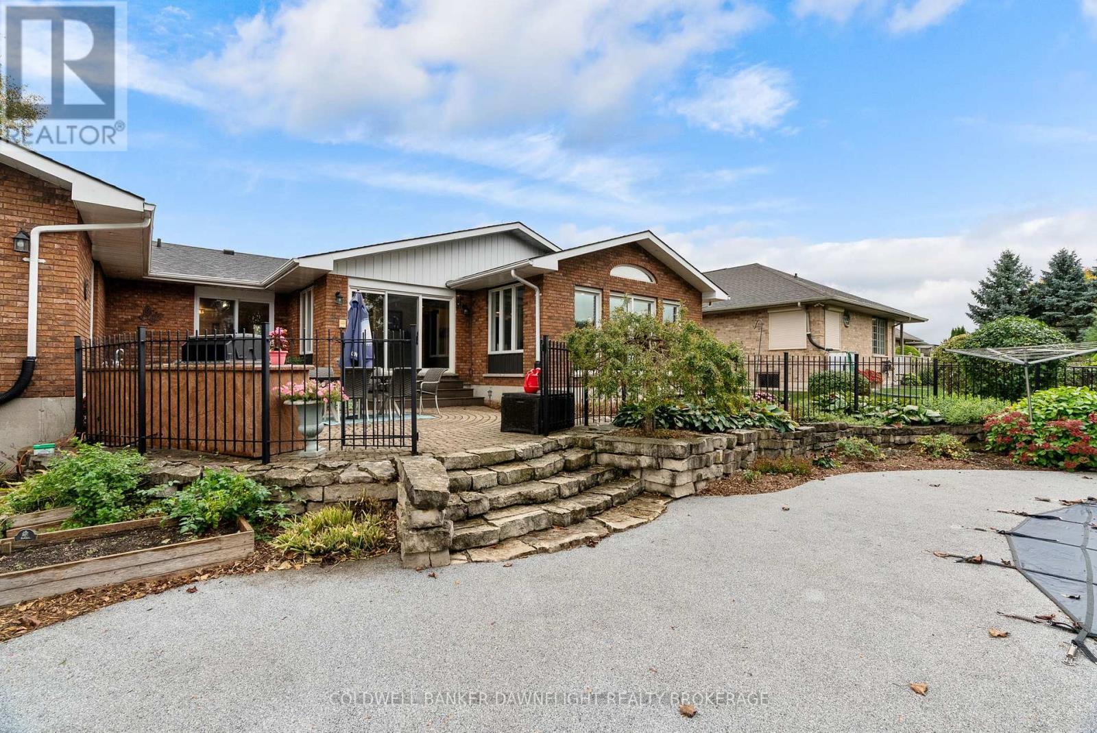 399 Pryde Boulevard, South Huron (Exeter), ON - Outdoor With Deck Patio Veranda