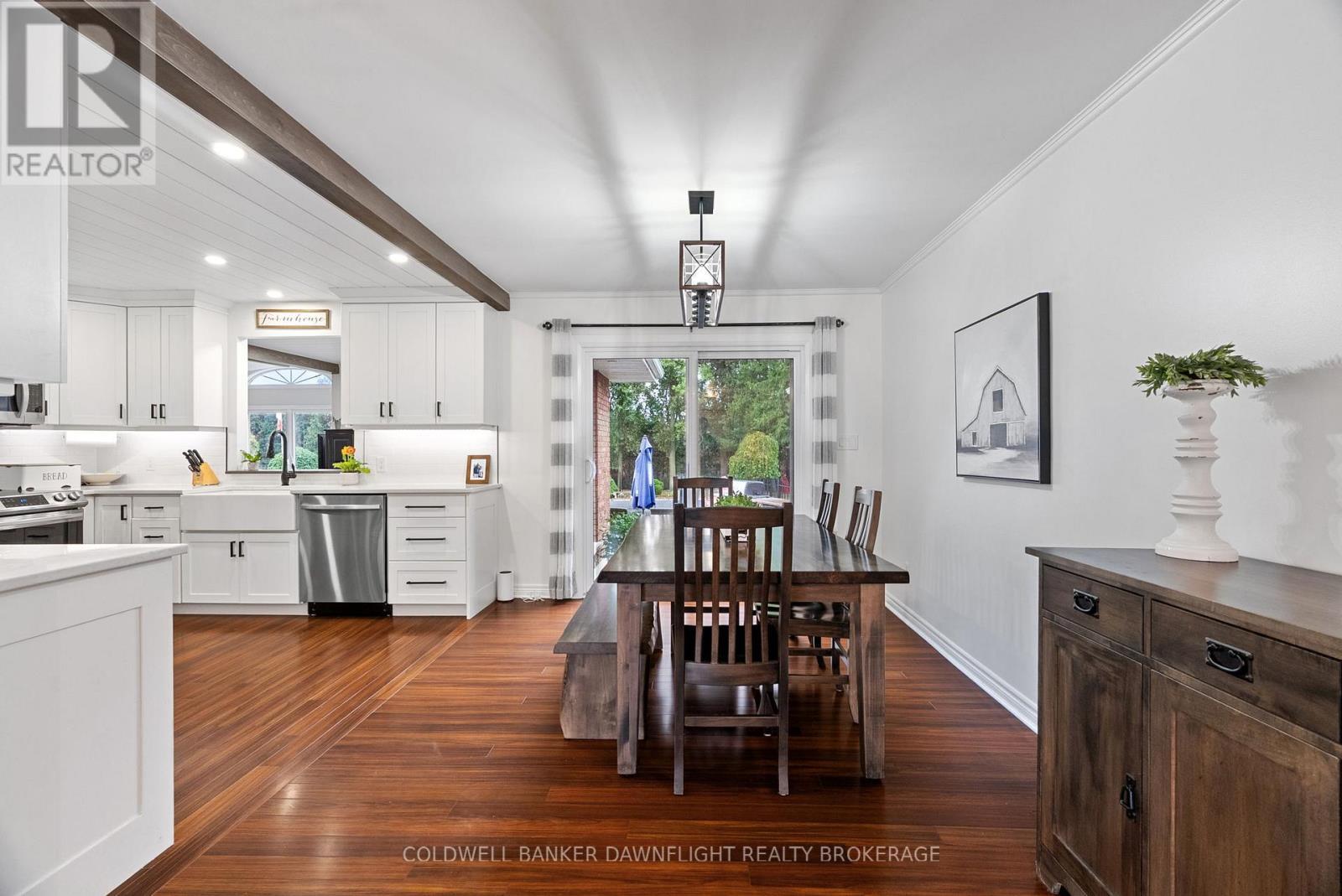 399 Pryde Boulevard, South Huron (Exeter), ON - Indoor