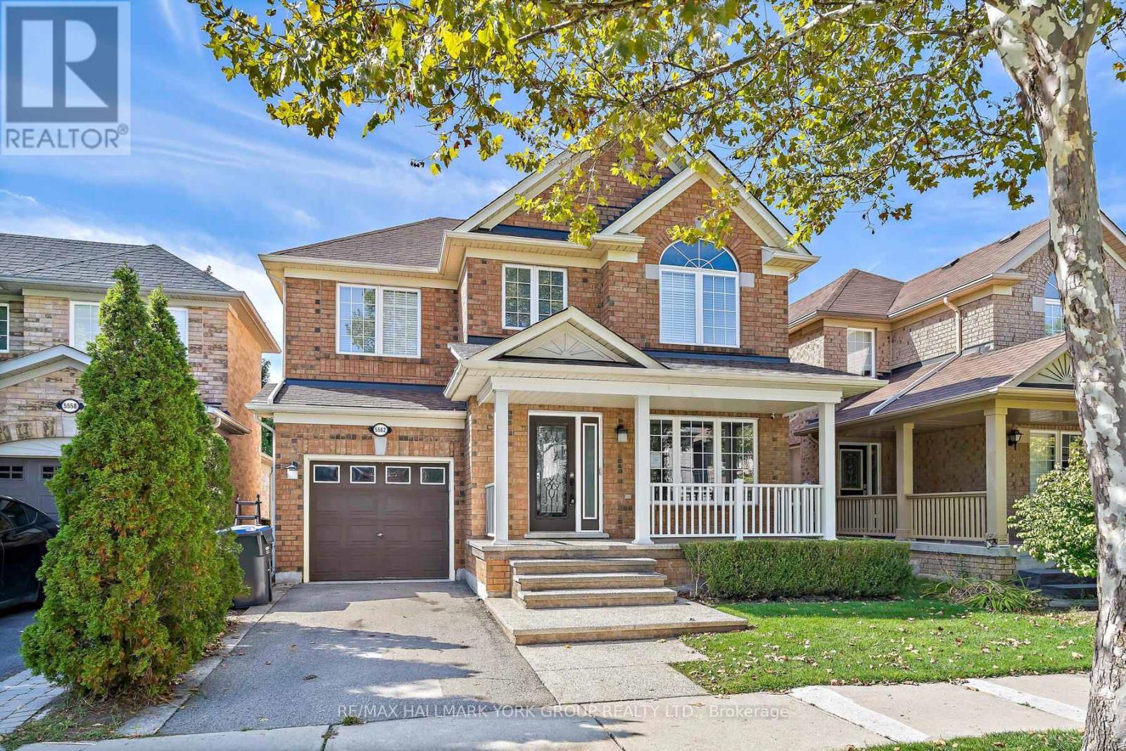 5562 Broadpath Gate, Mississauga, ON - Outdoor With Deck Patio Veranda With Facade
