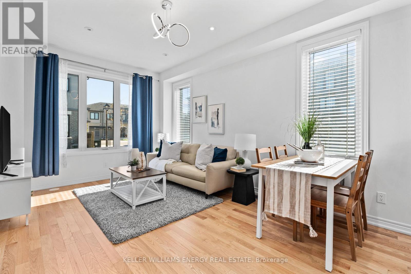 62 Sorbara Way, Whitby (Brooklin), ON - Indoor