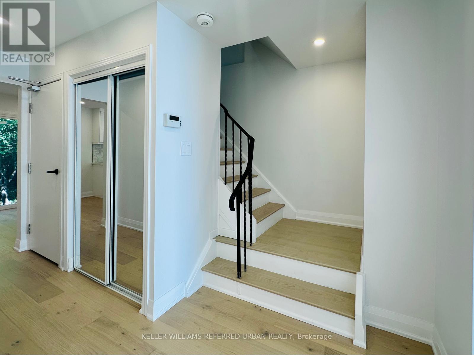 Main - 906 Marinet Crescent, Pickering, ON - Indoor Photo Showing Other Room