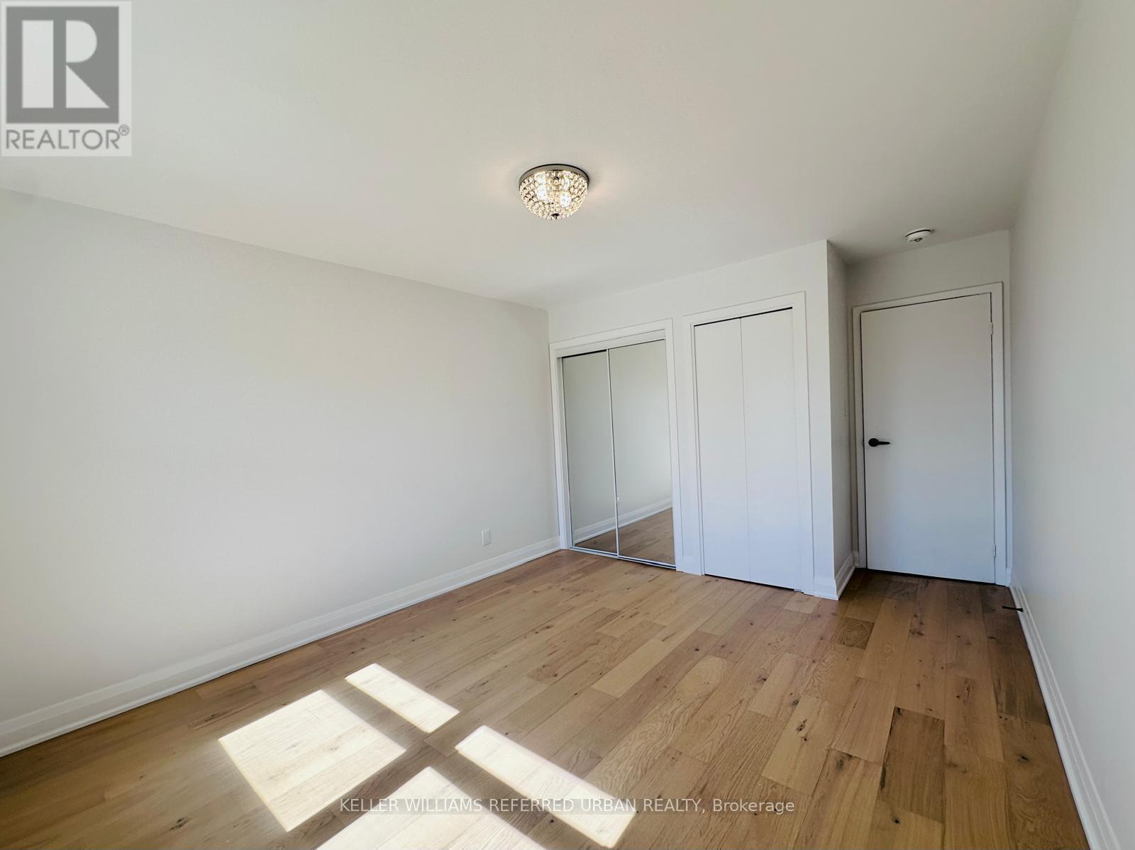 Main - 906 Marinet Crescent, Pickering, ON - Indoor Photo Showing Other Room