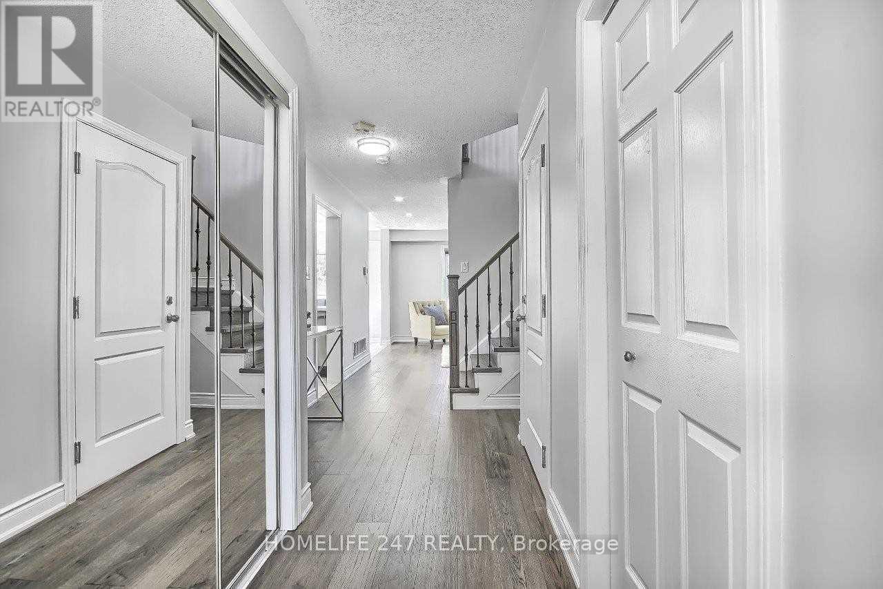 32 Poplar Plains Road, Brampton, ON - Indoor Photo Showing Other Room