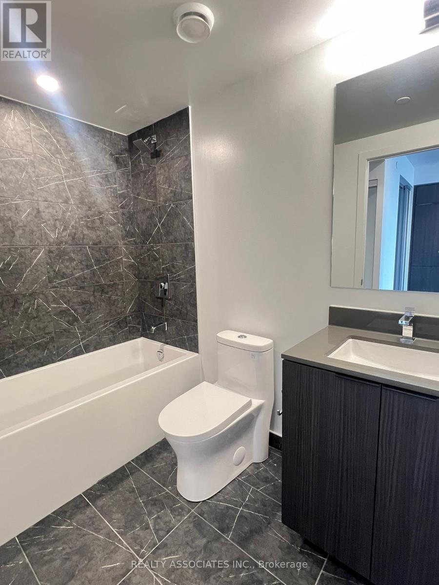 3902 - 82 Dalhousie Street, Toronto, ON - Indoor Photo Showing Bathroom