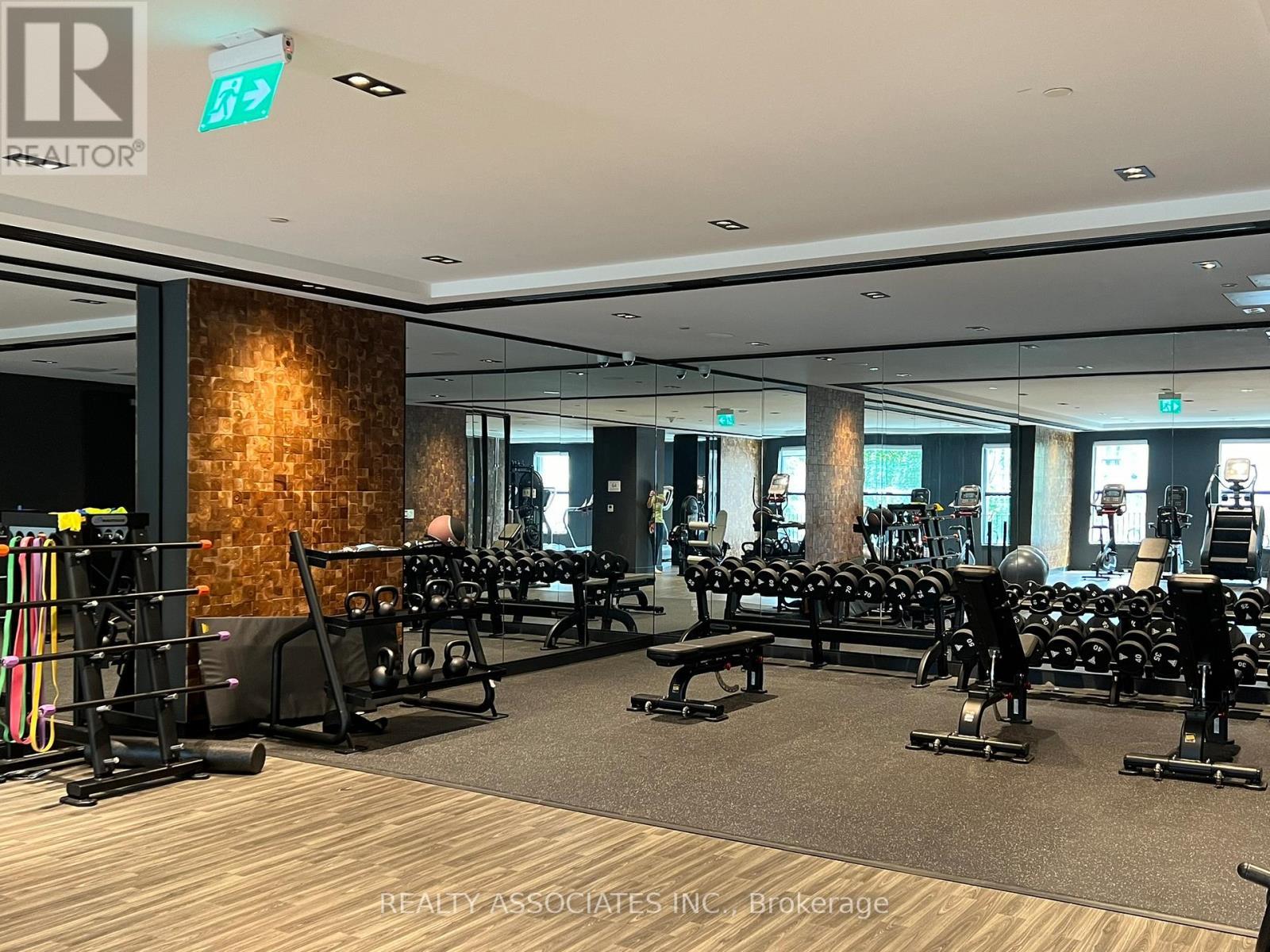 3902 - 82 Dalhousie Street, Toronto, ON - Indoor Photo Showing Gym Room