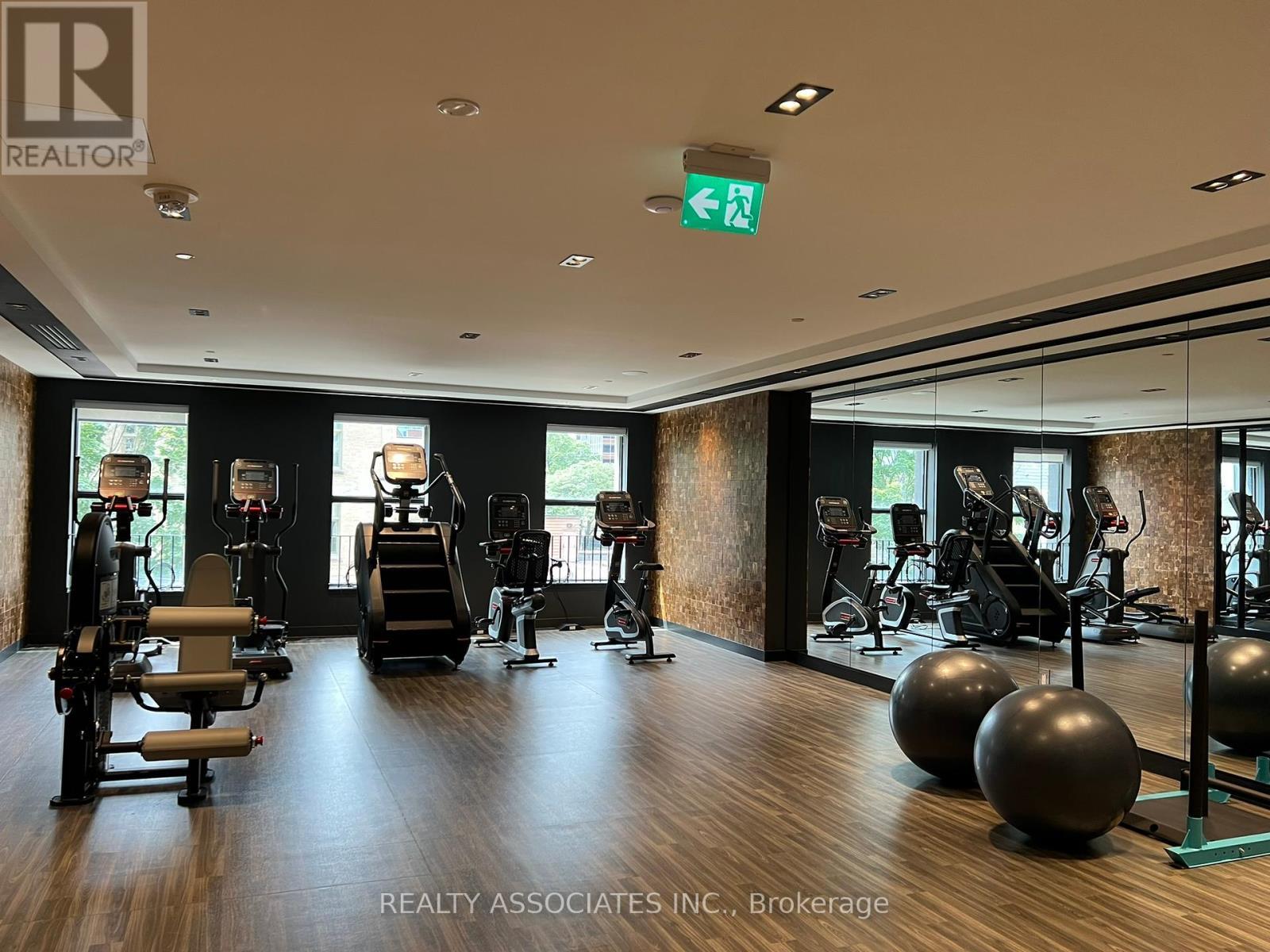 3902 - 82 Dalhousie Street, Toronto, ON - Indoor Photo Showing Gym Room