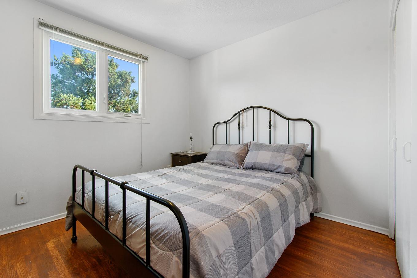 Chambre à coucher - 122 Rue Mutchmore, Gatineau (Hull), QC - Indoor Photo Showing Bedroom