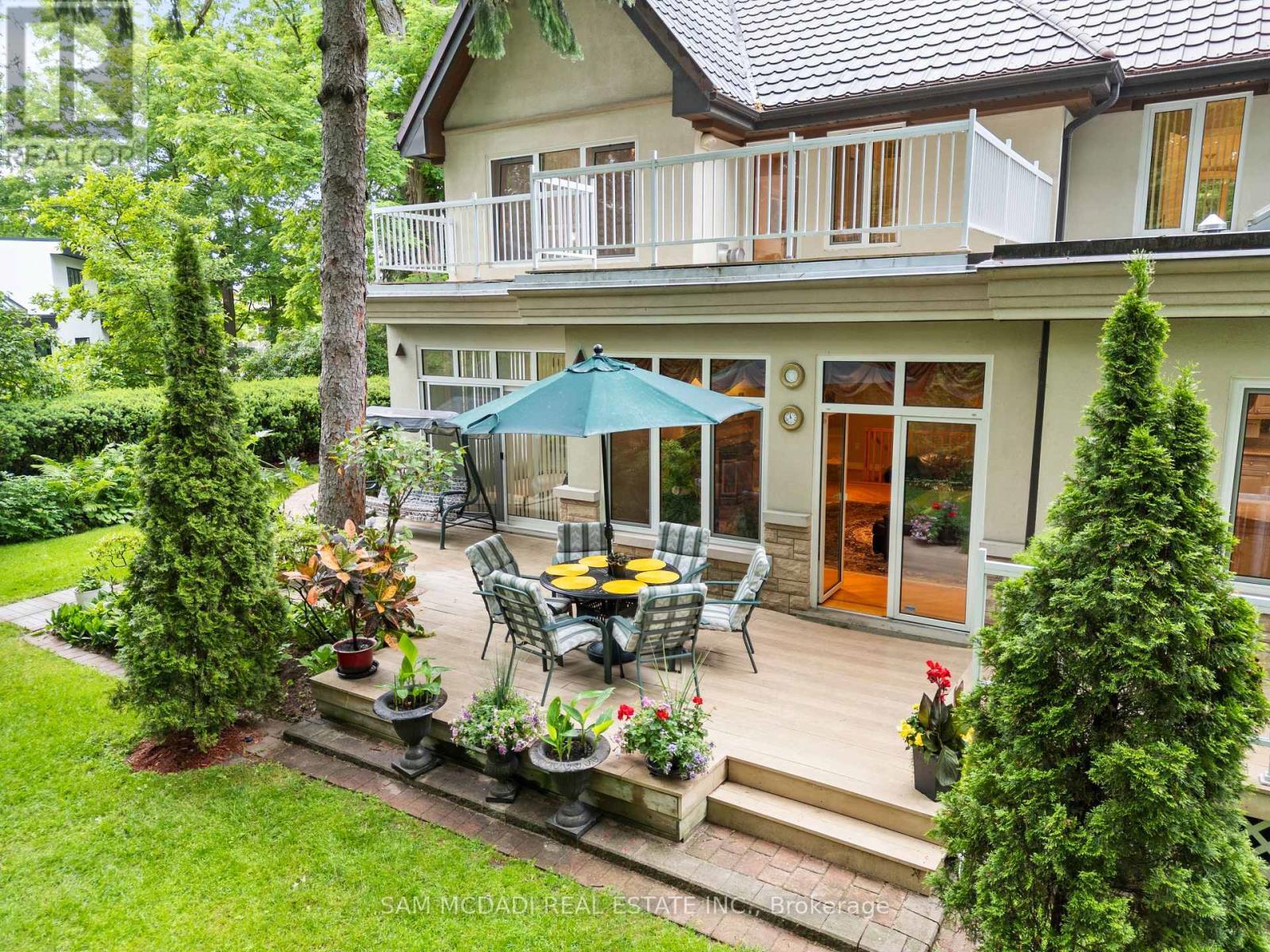 978 Tennyson Avenue, Mississauga, ON - Outdoor With Balcony With Deck Patio Veranda