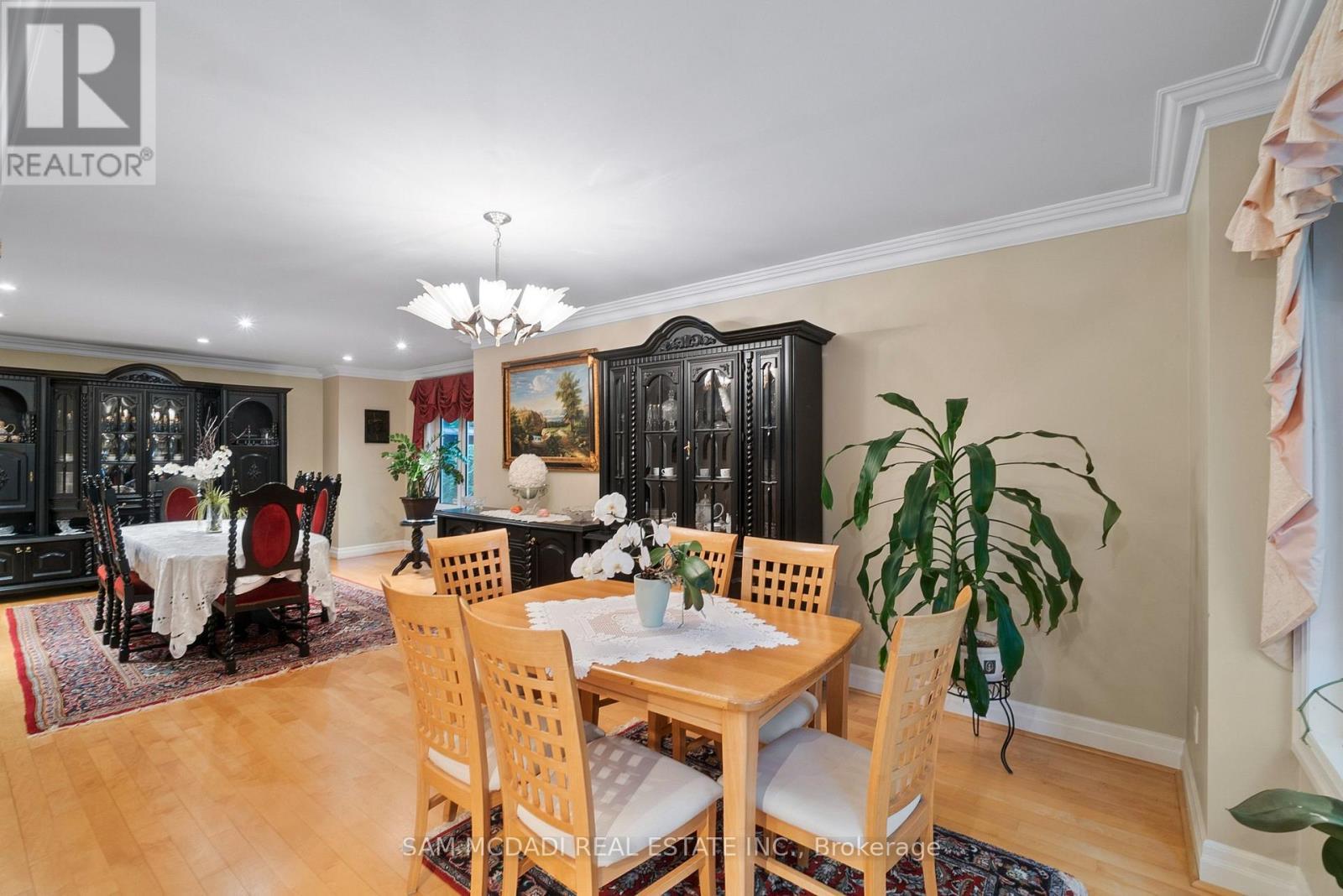 978 Tennyson Avenue, Mississauga, ON - Indoor Photo Showing Dining Room