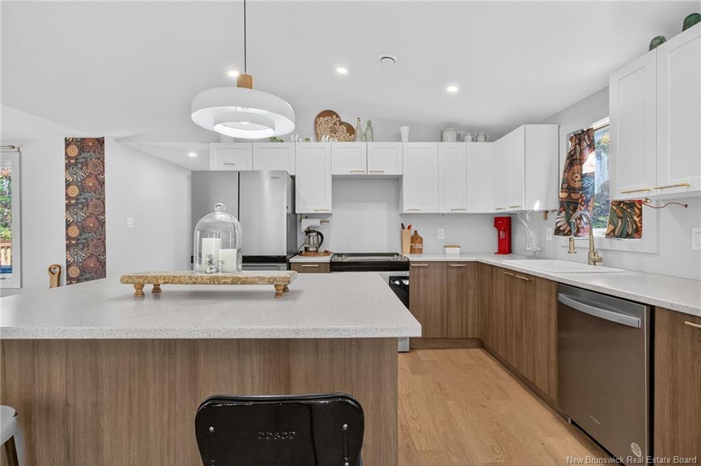 85 Roy Scenic Dr, Irishtown, NB