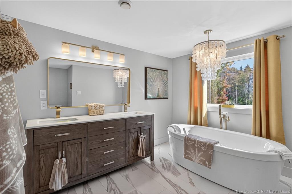 85 Roy Scenic Dr, Irishtown, NB