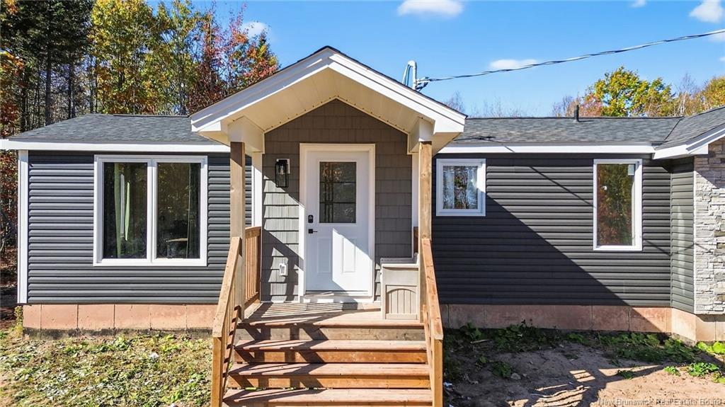 85 Roy Scenic Dr, Irishtown, NB