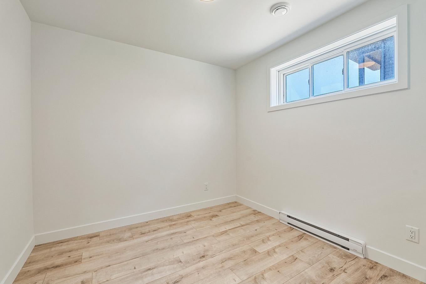 Bedroom - Rue Siméon-Drolet, Québec (Les Rivières), QC - Indoor Photo Showing Other Room