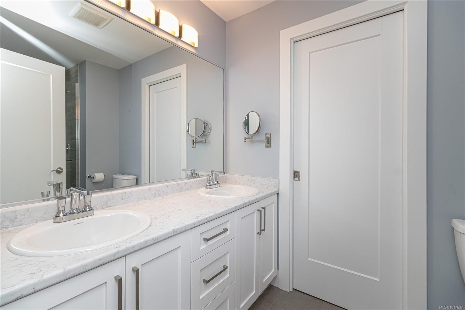 2178 Winfield Dr, Sooke, BC - Indoor Photo Showing Bathroom