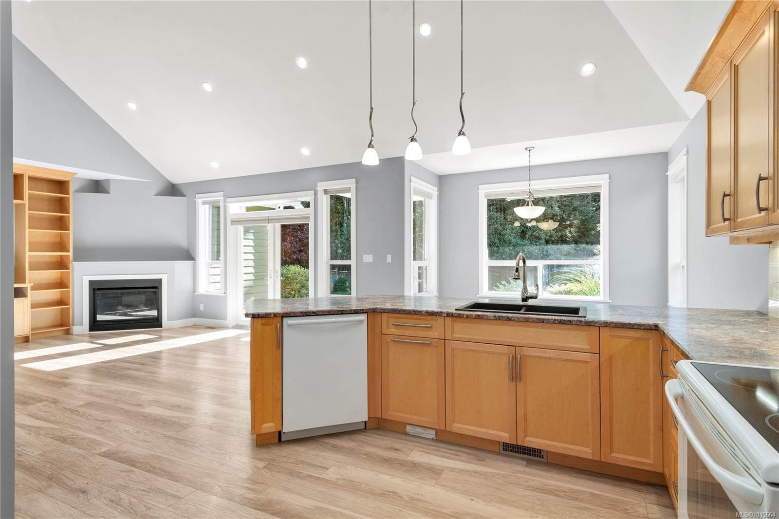 438 Legacy Dr, Campbell River, BC