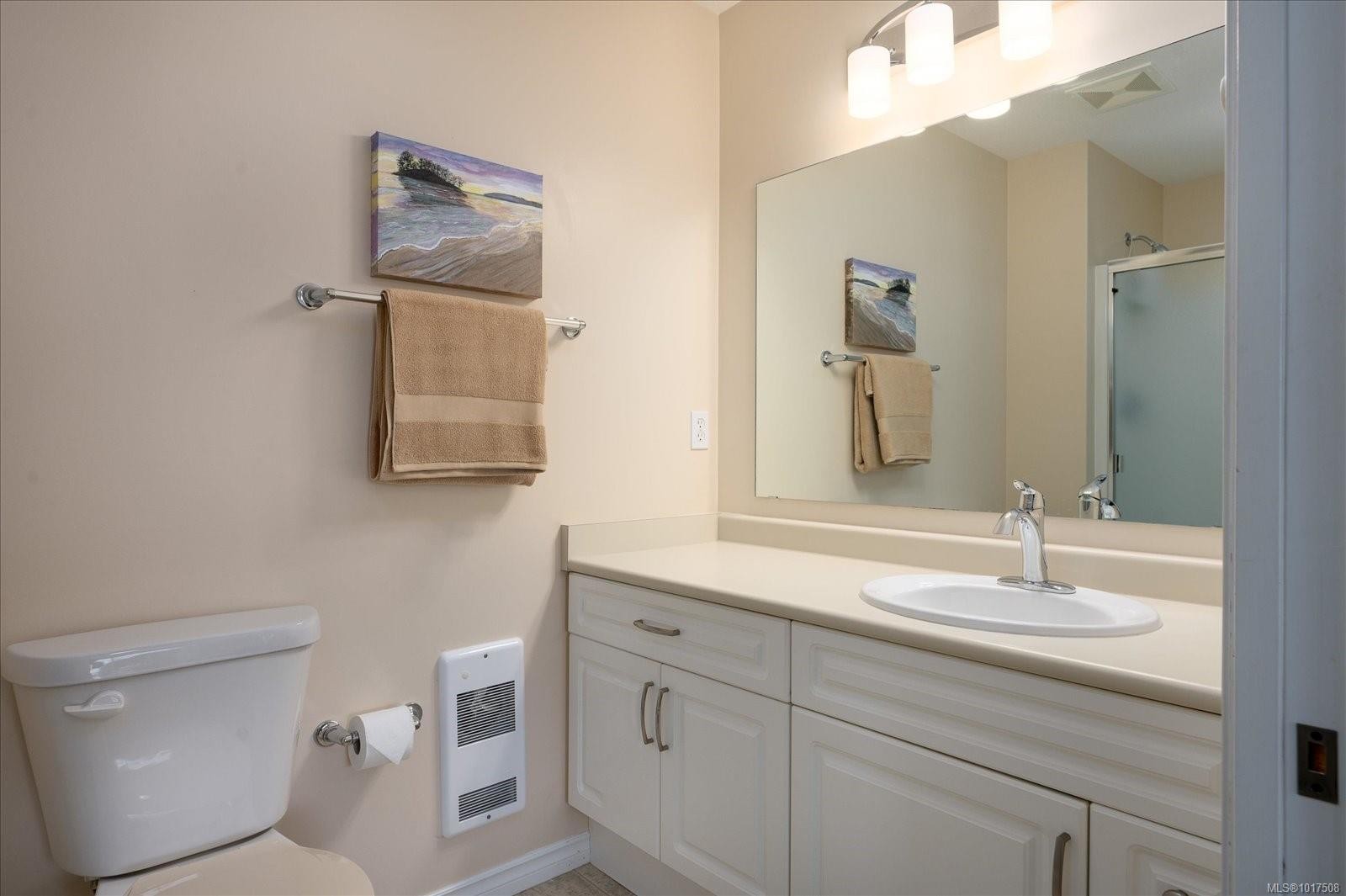 703-261 Mills St, Parksville, BC