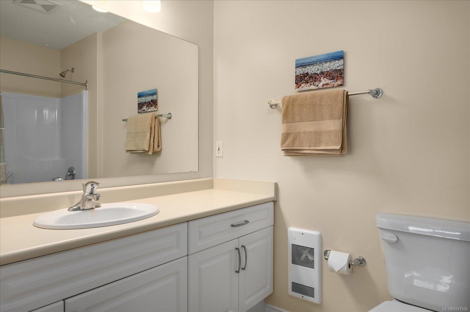 703-261 Mills St, Parksville, BC