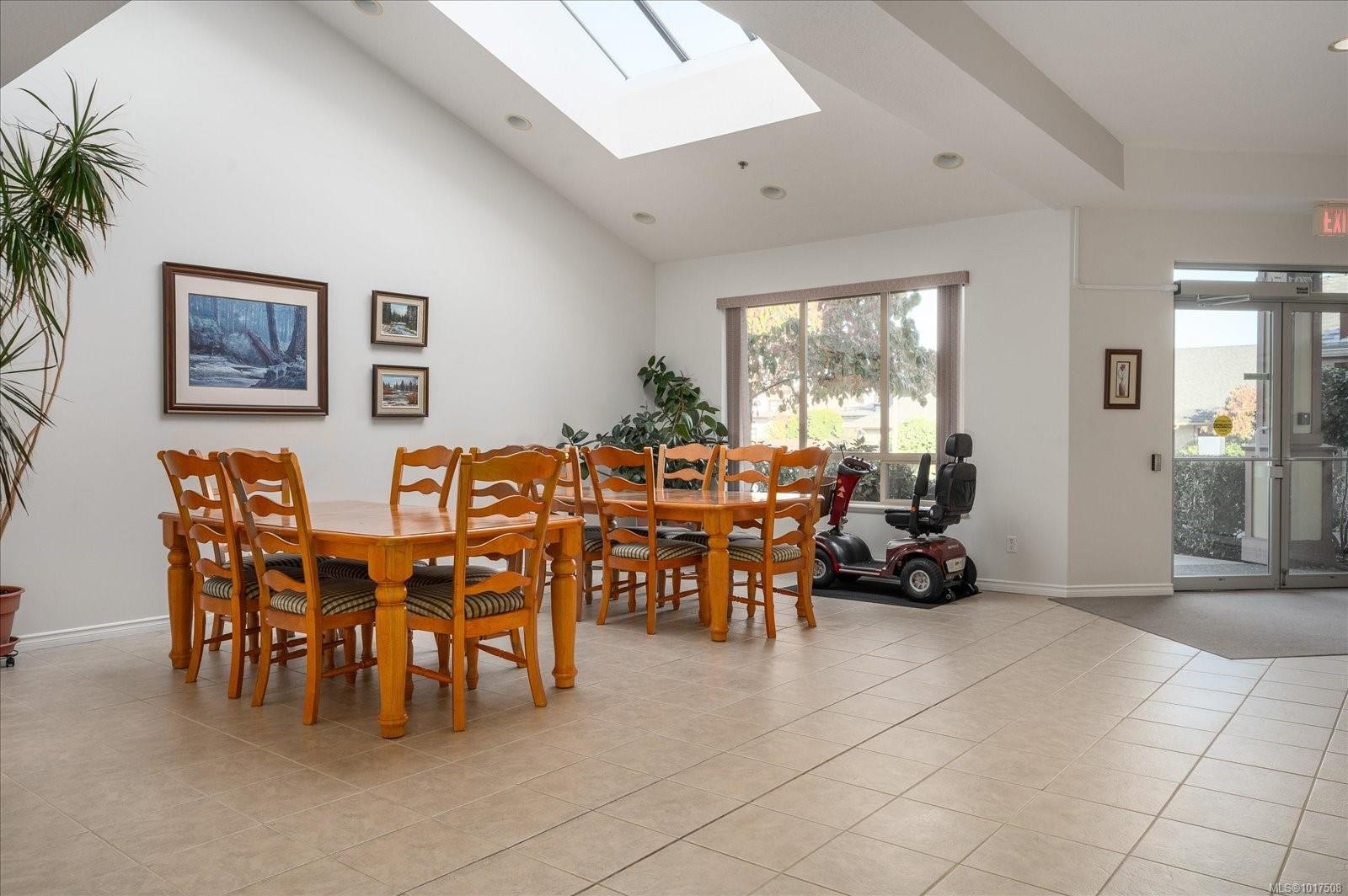 703-261 Mills St, Parksville, BC