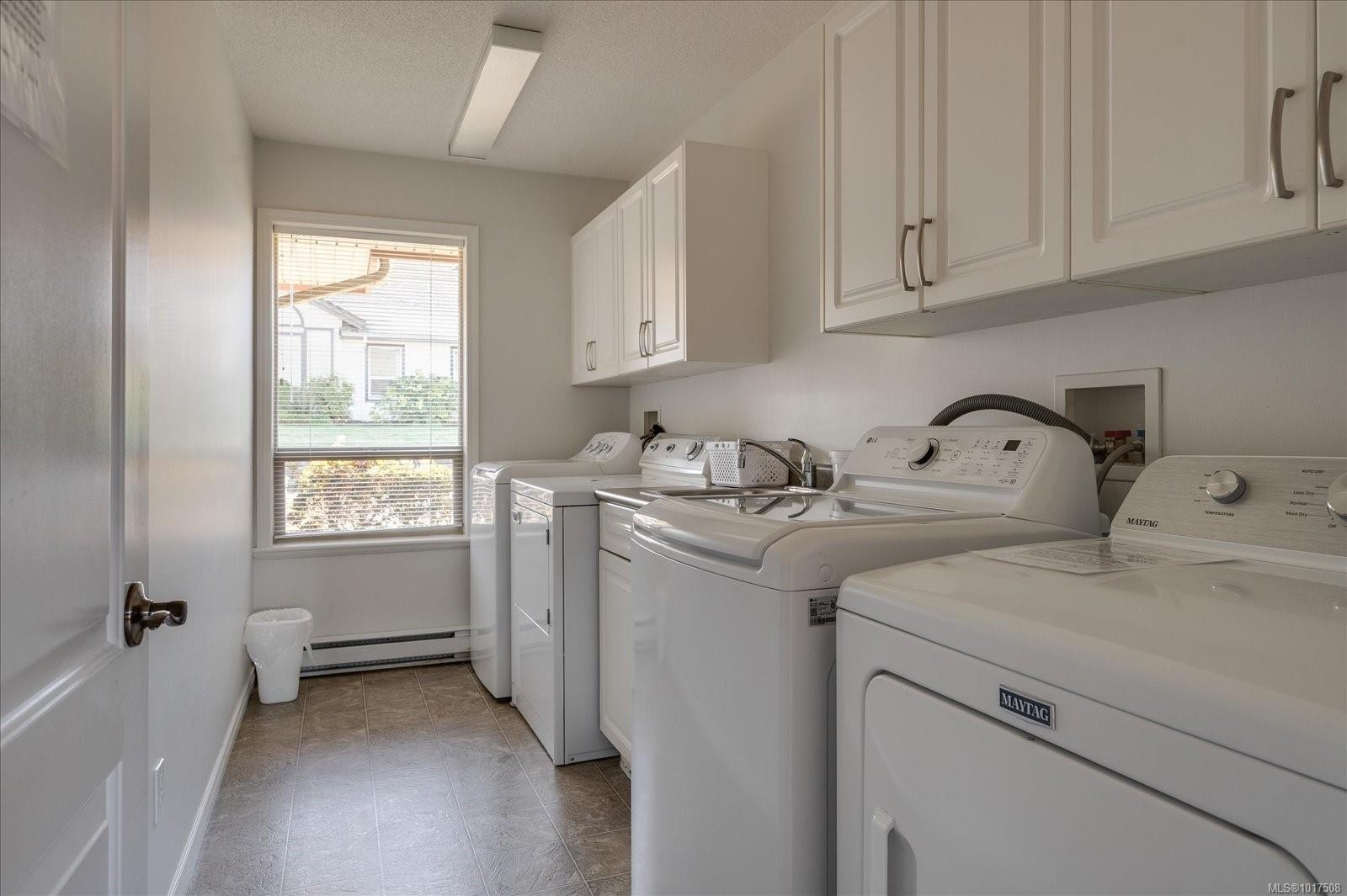 703-261 Mills St, Parksville, BC