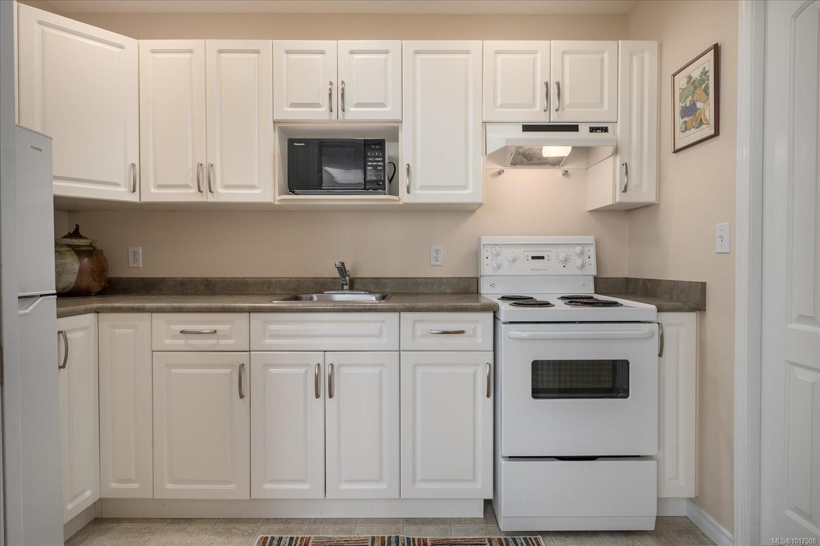 703-261 Mills St, Parksville, BC