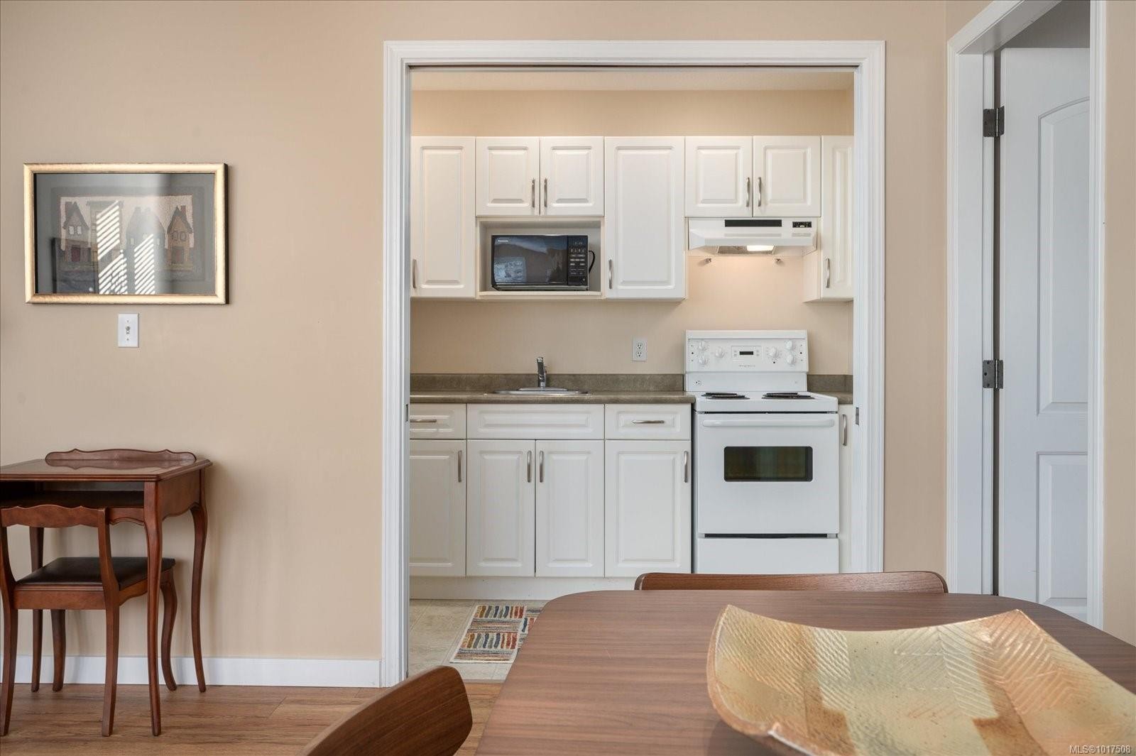 703-261 Mills St, Parksville, BC