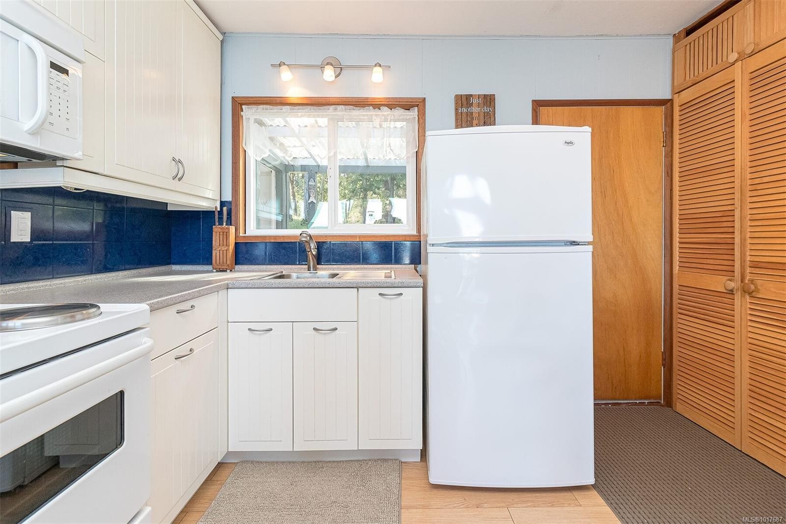 109 Mckenzie Cres, Piers Island, BC