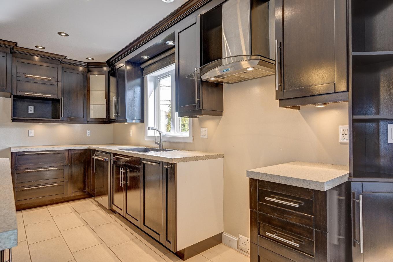 Cuisine - 1055 Rue De La Forge, Saint-Hyacinthe, QC - Indoor Photo Showing Kitchen