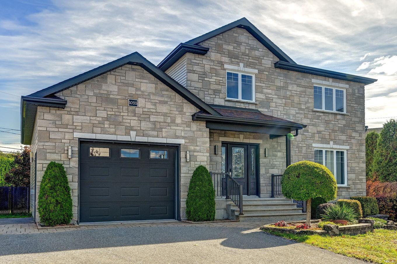 Entrée extérieure - 1055 Rue De La Forge, Saint-Hyacinthe, QC - Outdoor With Facade