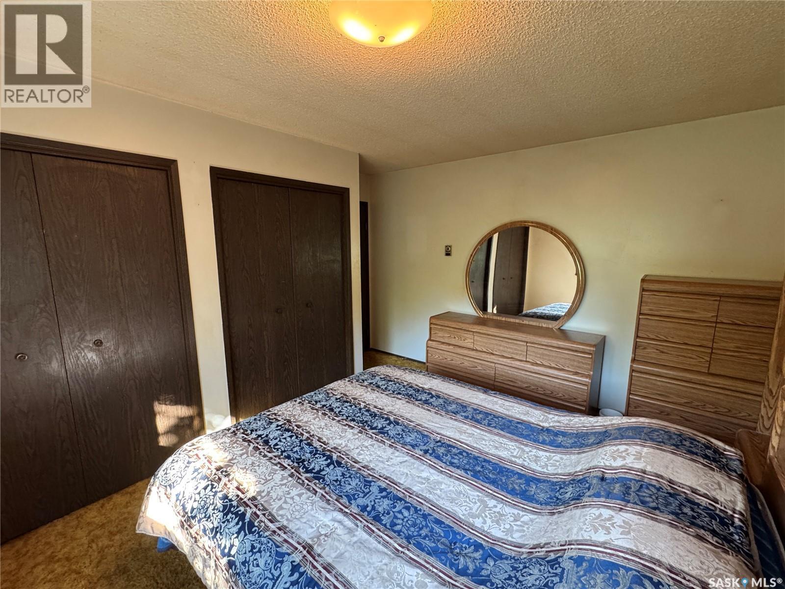 202 4Th Avenue, Landis, SK - Indoor Photo Showing Bedroom