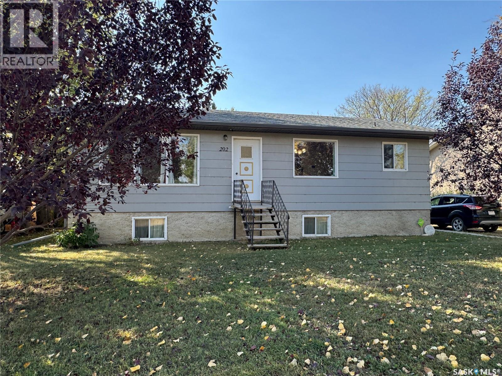 202 4Th Avenue, Landis, SK - Outdoor