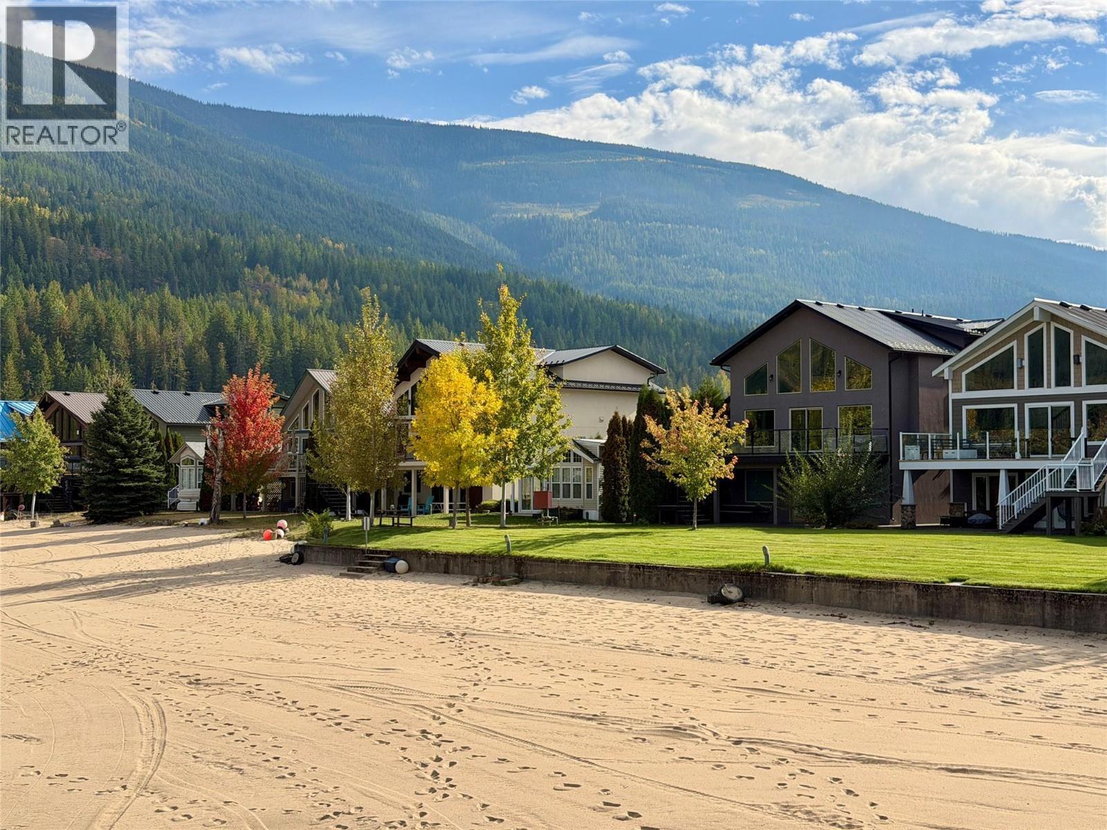 8192 Highway 97A Road Unit# Ls33 Lot# Ls33, Mara, BC