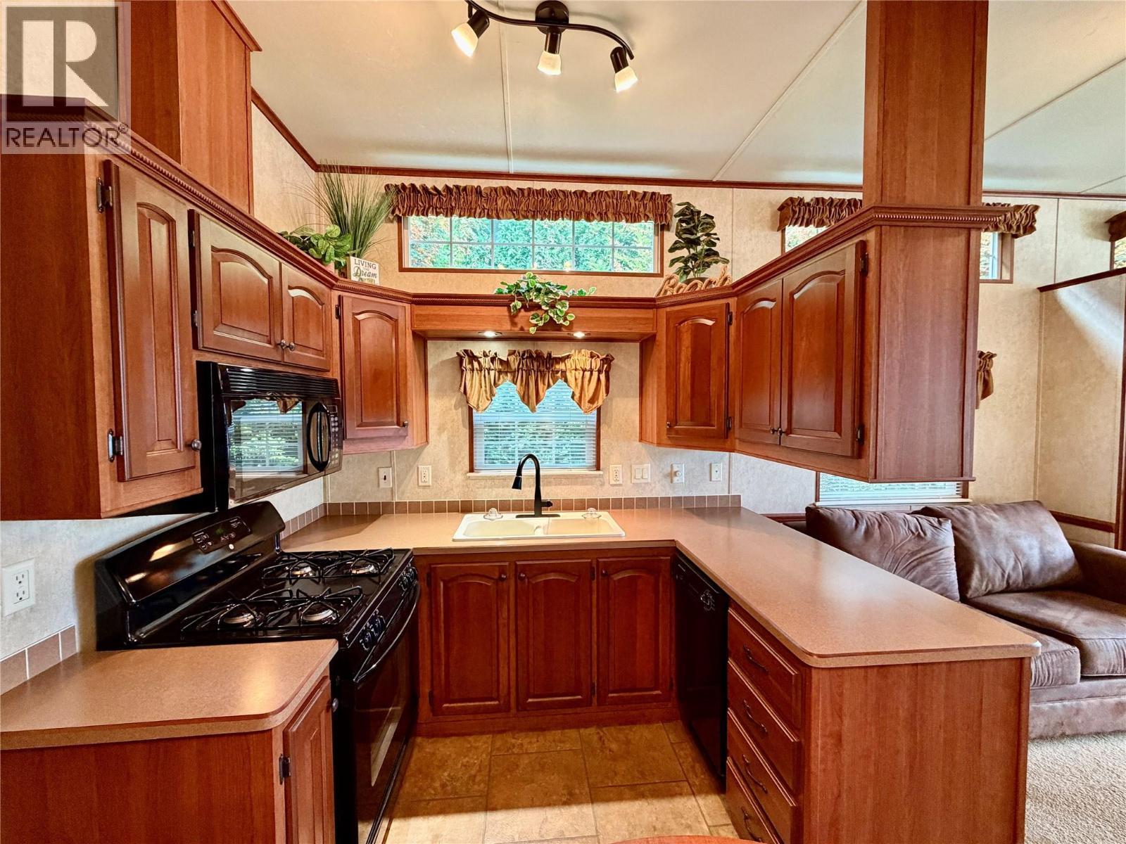 8192 Highway 97A Road Unit# Ls33 Lot# Ls33, Mara, BC